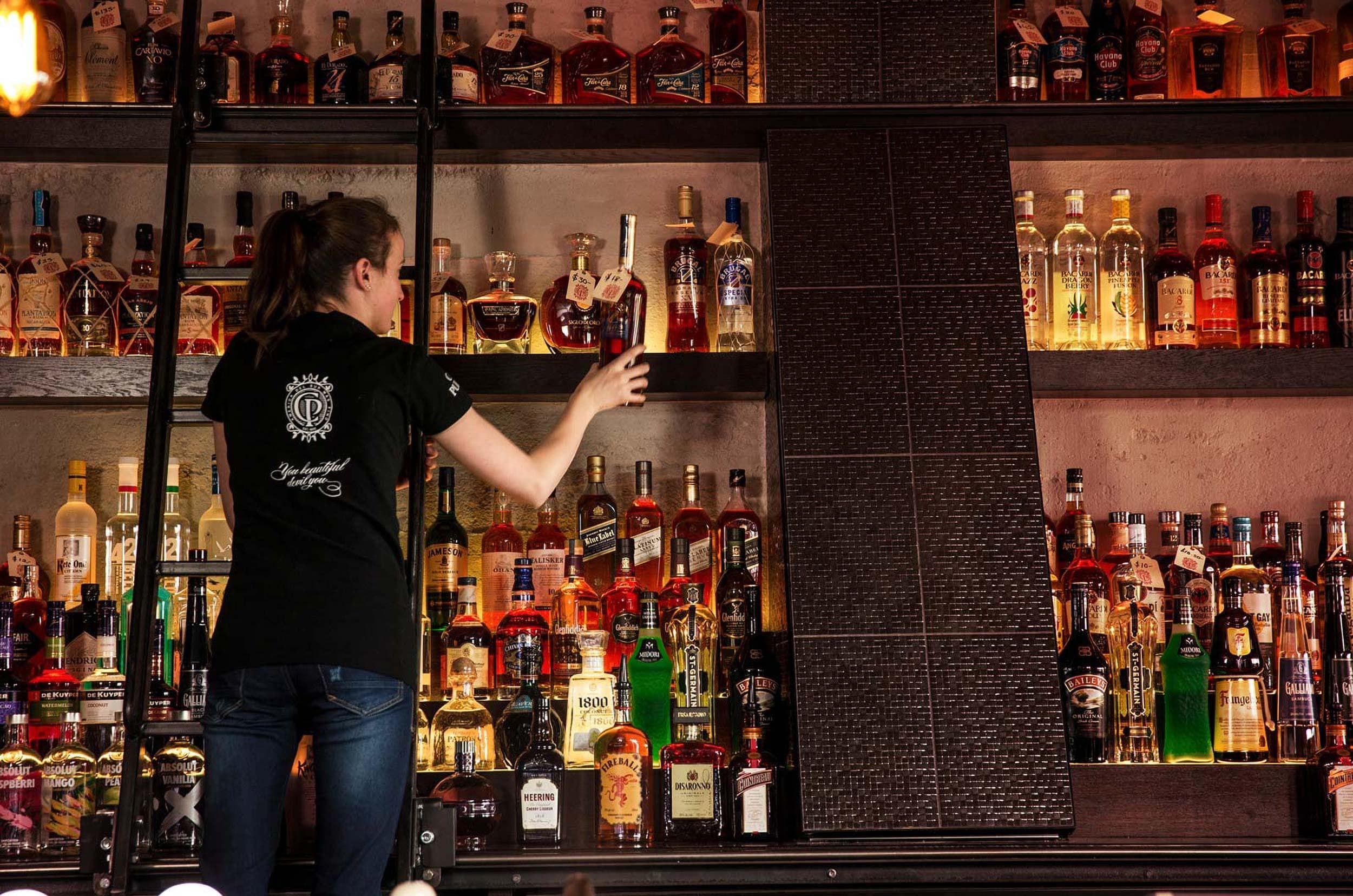 Casa publica branding 10